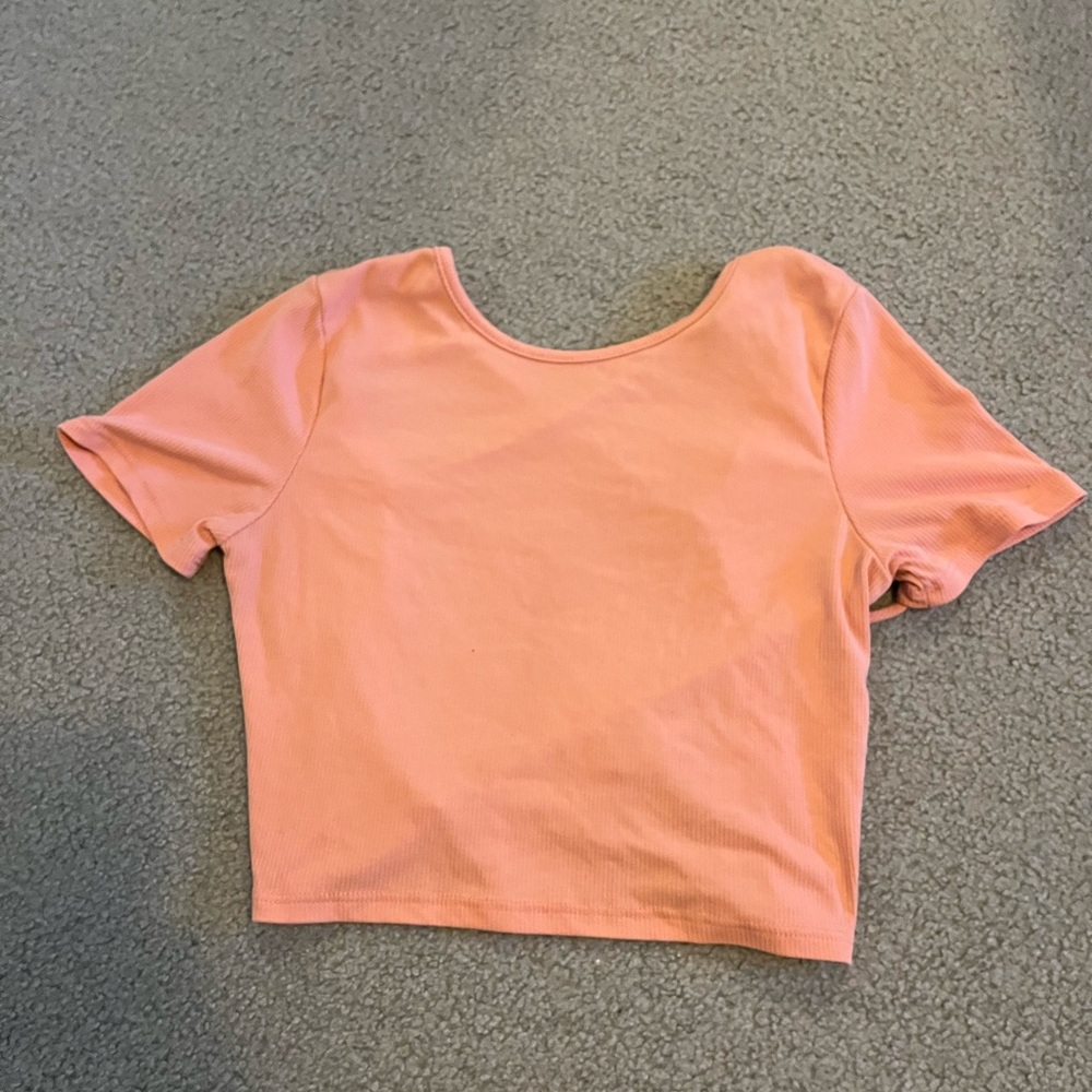 Peach backless crop